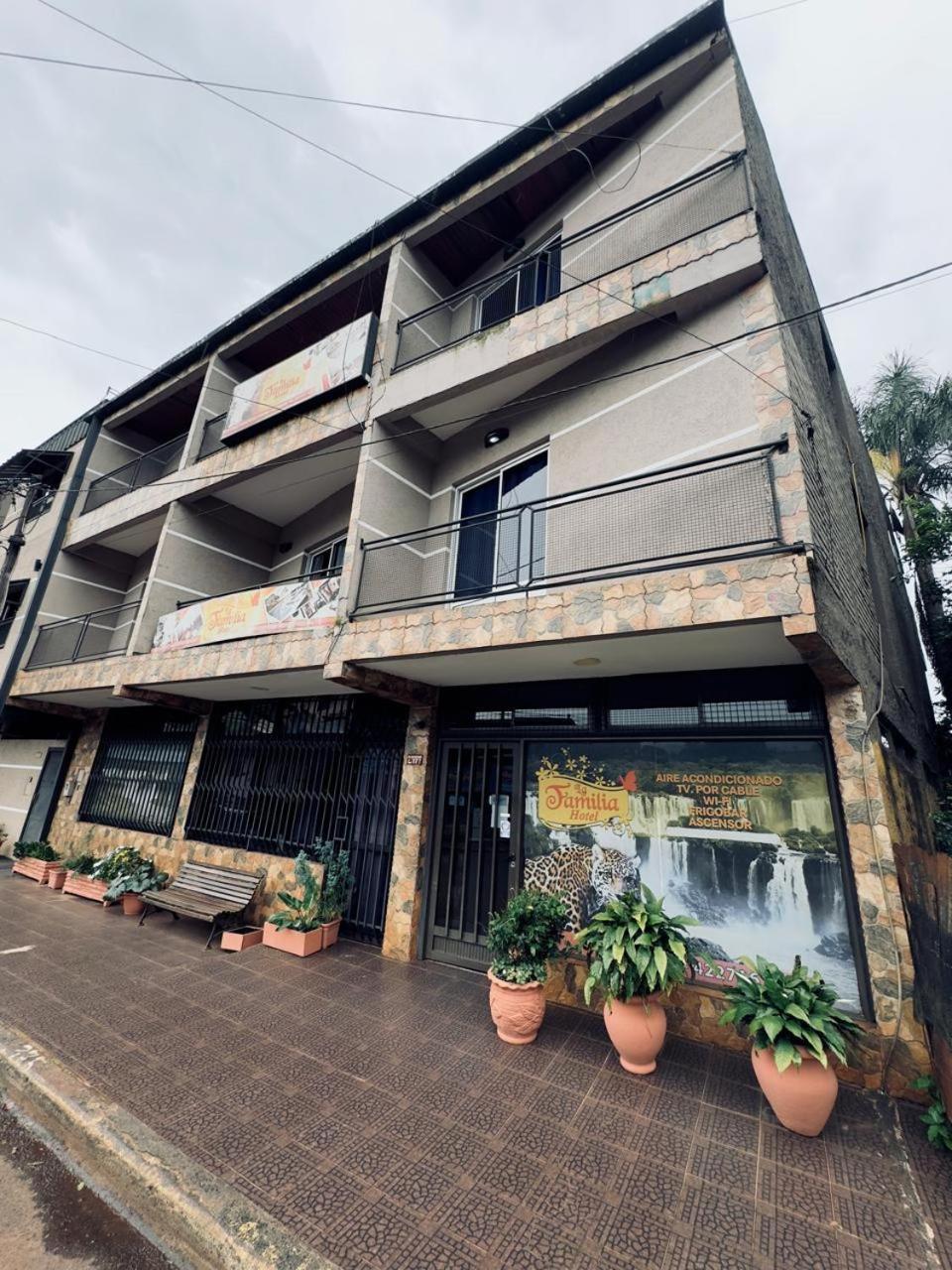 La Familia Hotel Puerto Iguazú Eksteriør bilde