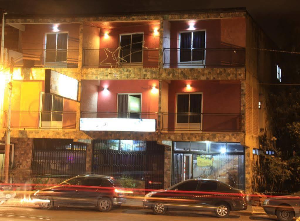 La Familia Hotel Puerto Iguazú Eksteriør bilde